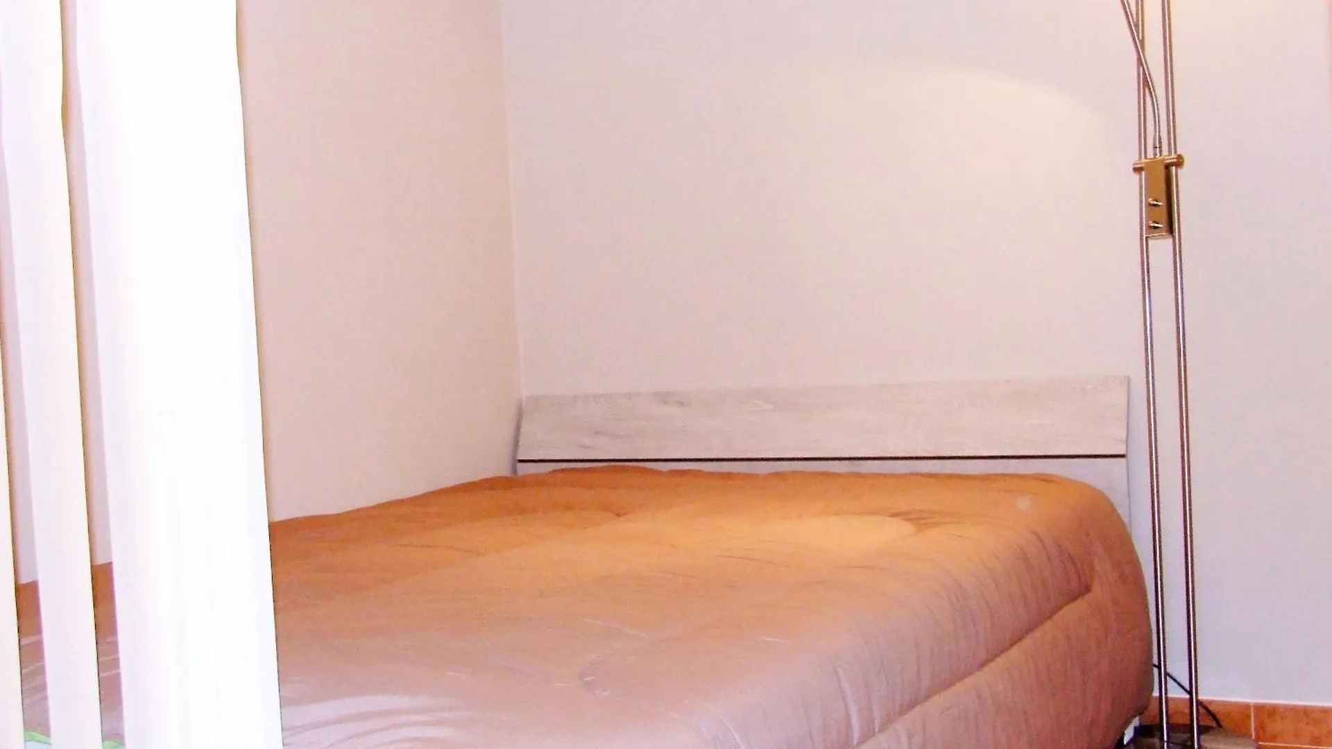Studio Charmant A Mandelieu La Napoule / 35 M² / Piscine Partagee 0*, Mandelieu-la-Napoule