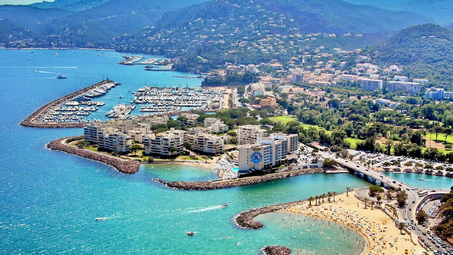 Appartamento Studio Charmant A Mandelieu La Napoule / 35 M² / Piscine Partagee Francia