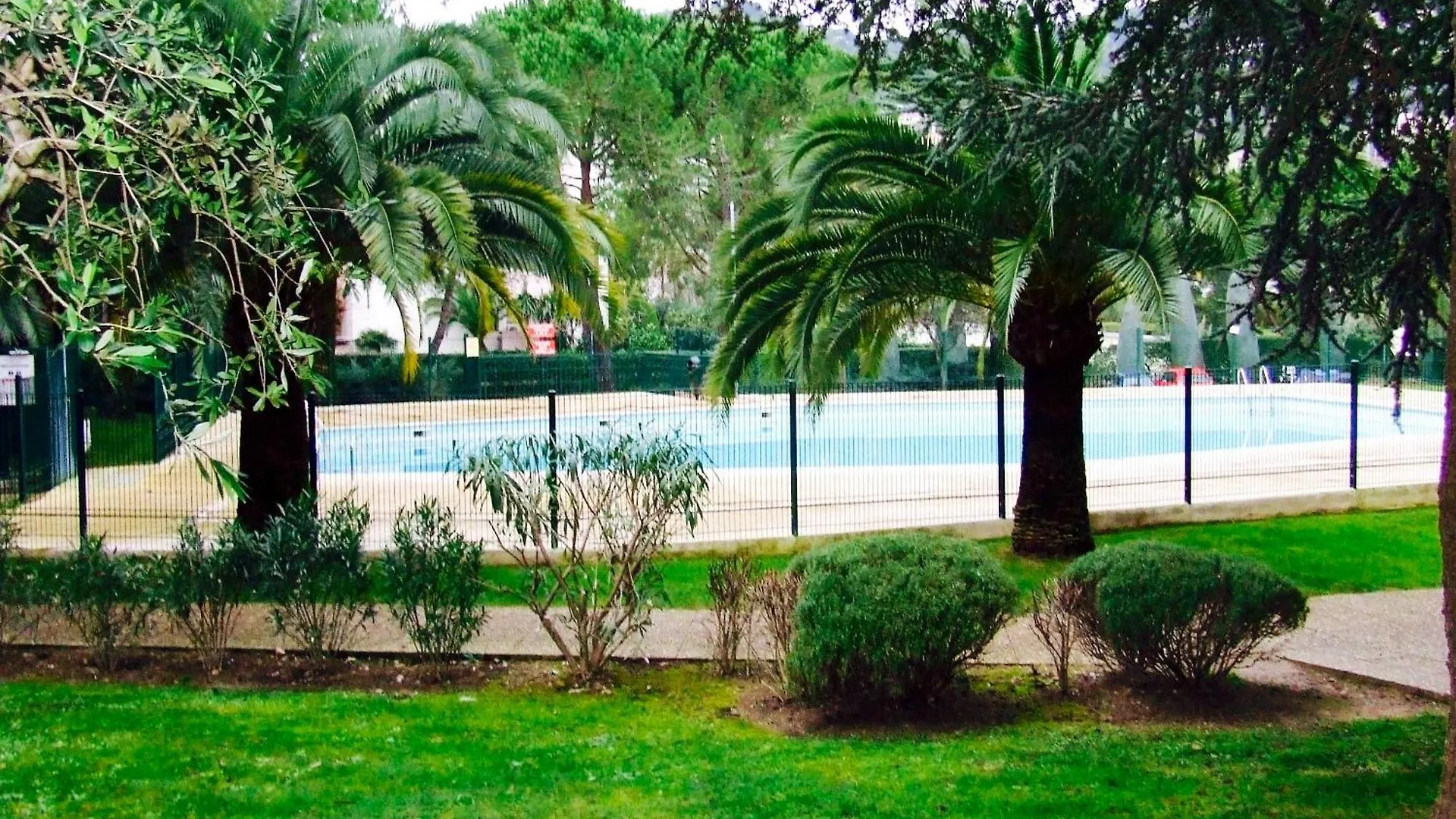 Studio Charmant A Mandelieu La Napoule / 35 M² / Piscine Partagee 0*, Mandelieu-la-Napoule France