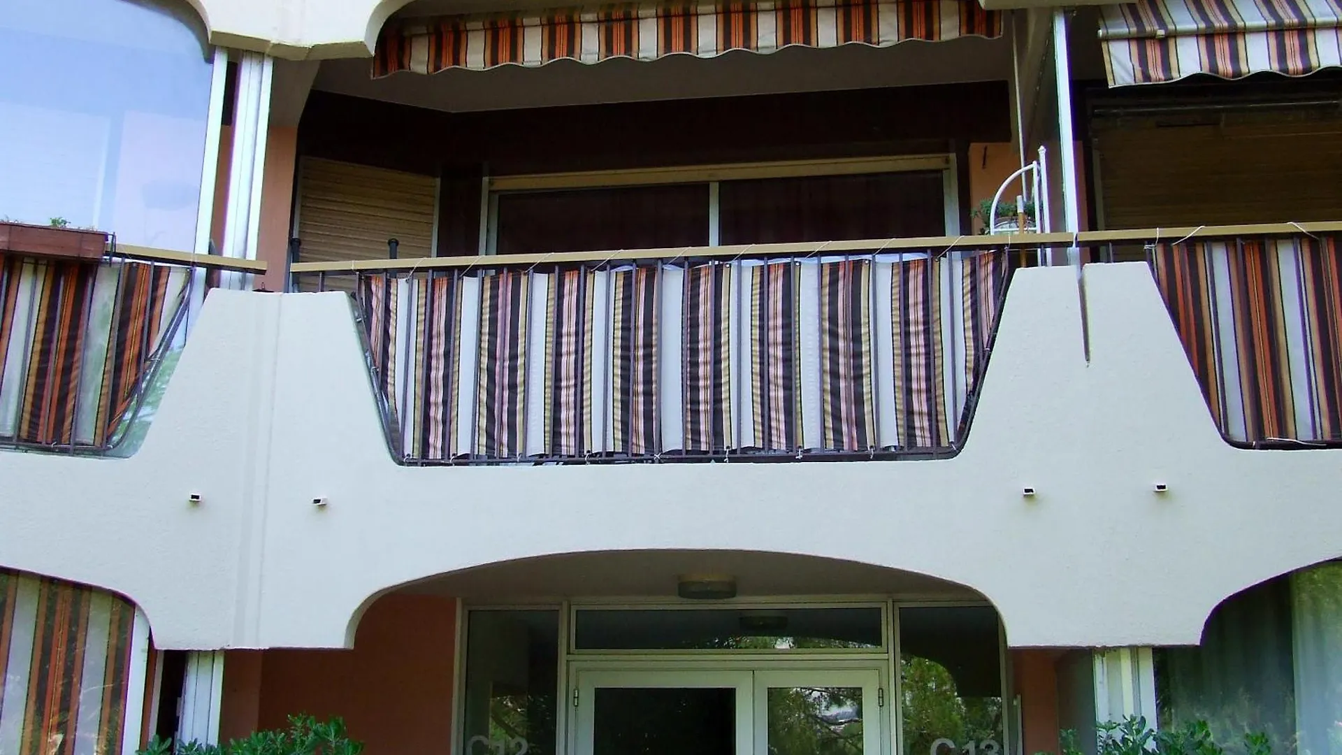 Studio Charmant A Mandelieu La Napoule / 35 M² / Piscine Partagee Apartment Mandelieu-la-Napoule